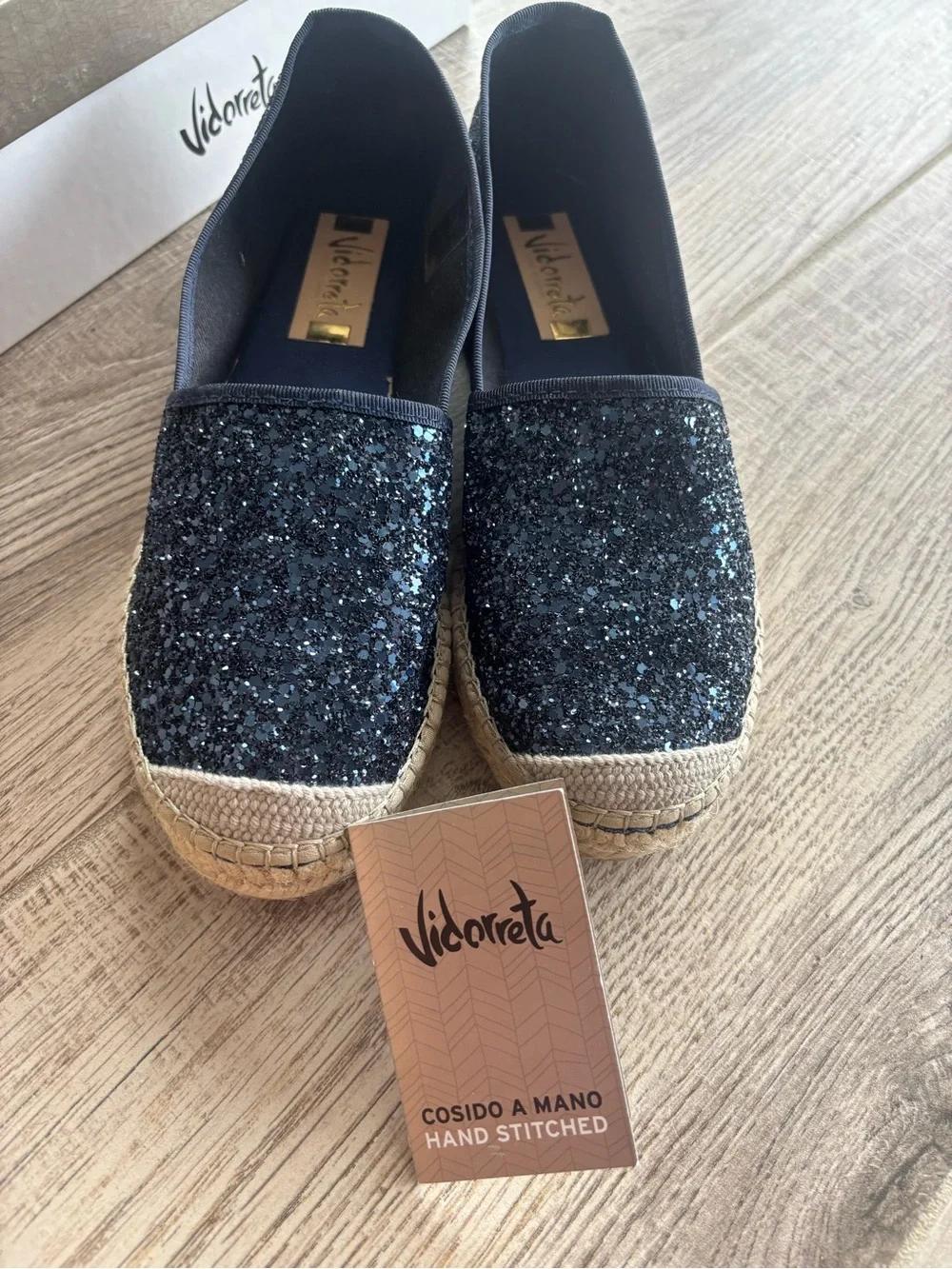Vidoretta Navy Glitter Espadrille Flats size 38 new in box